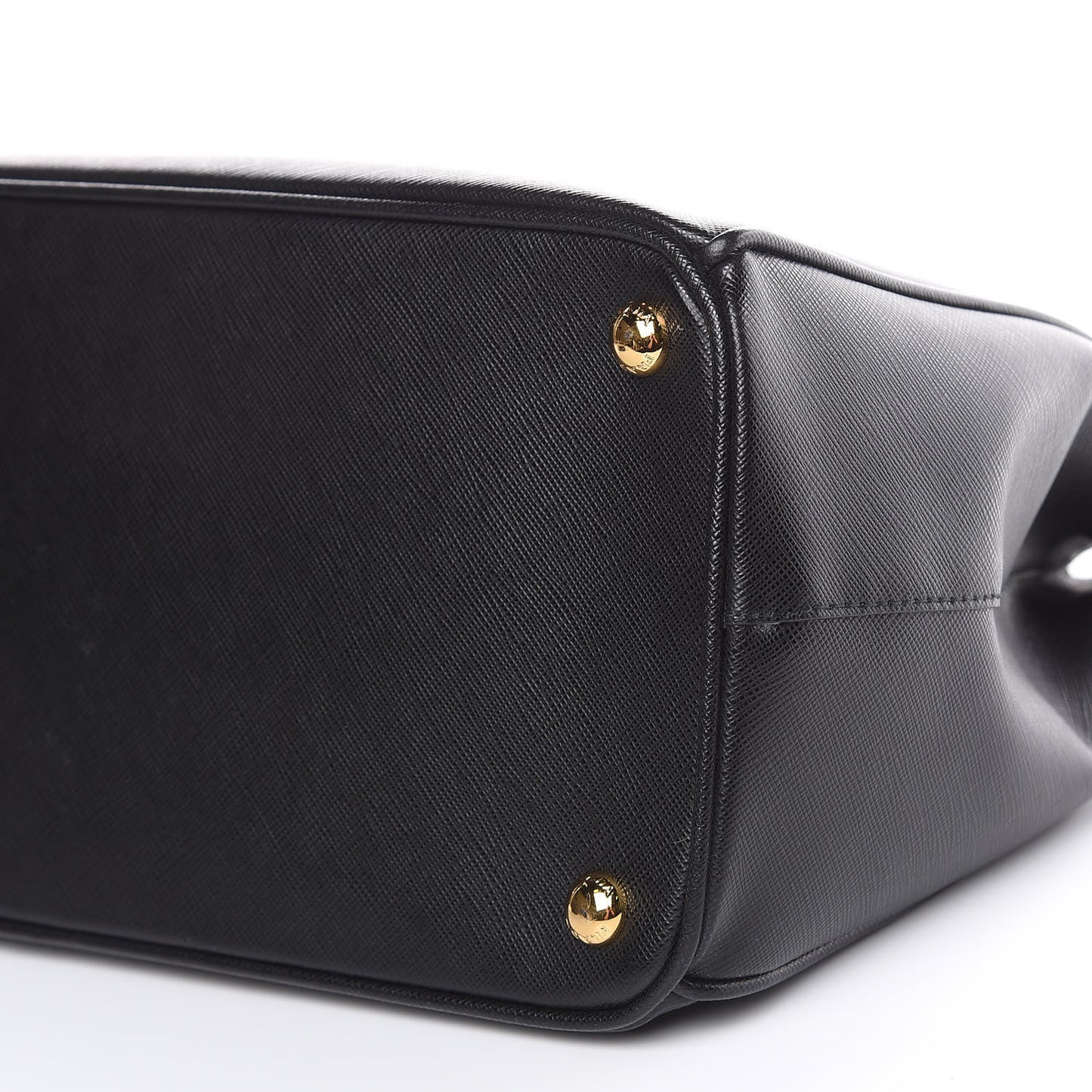 Saffiano Medium Galleria Double Zip Tote Black