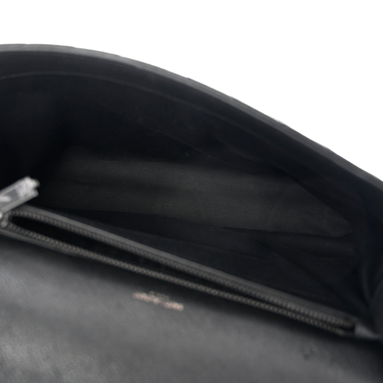 Saint Laurent Sheepskin Matelasse Chevron Monogram Monochrome Large College Satchel Black 5 of 10