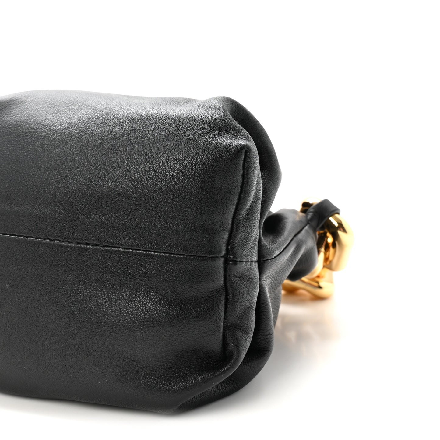 Calfskin The Pouch Chain Black