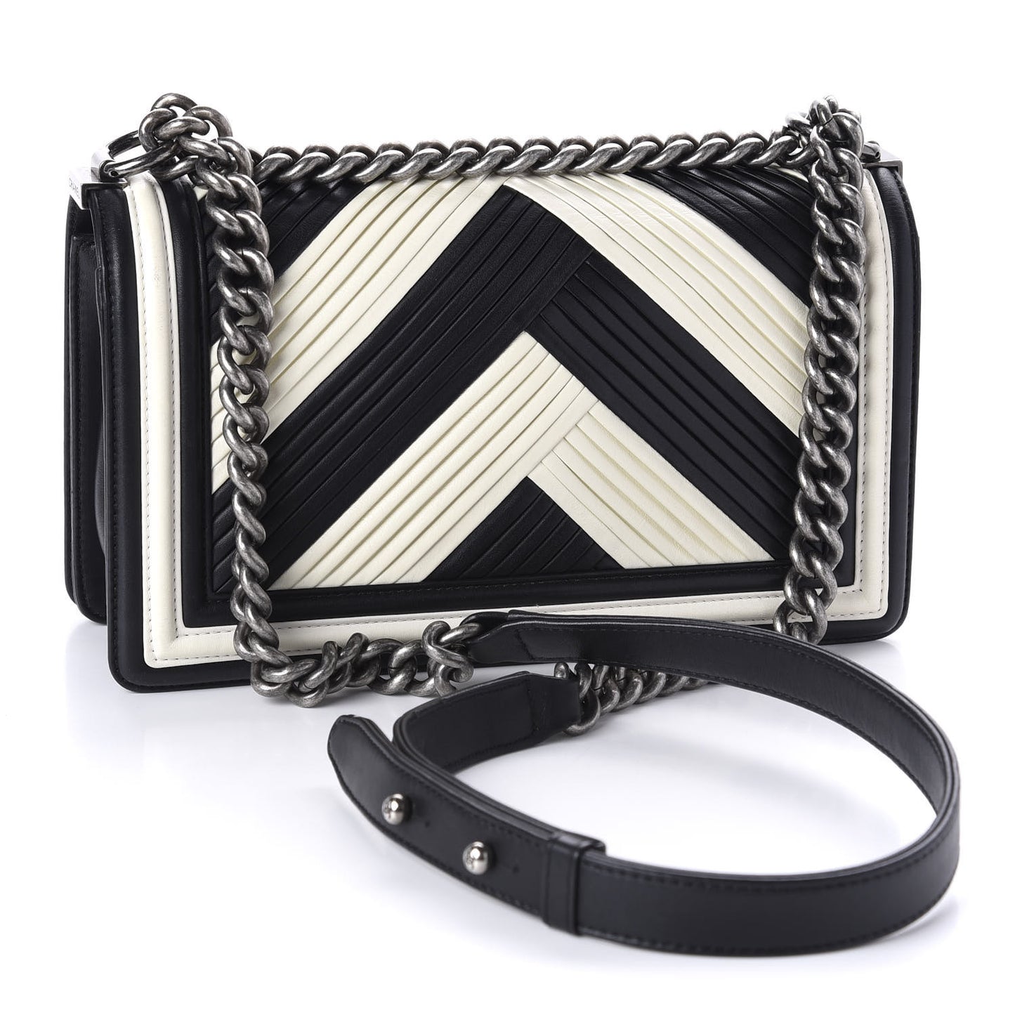 Calfskin Pleated Medium Boy In Rome Flap Black White