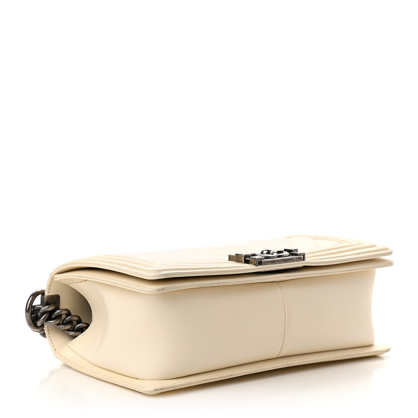 Caviar Chevron Quilted Medium Boy Flap Light Beige