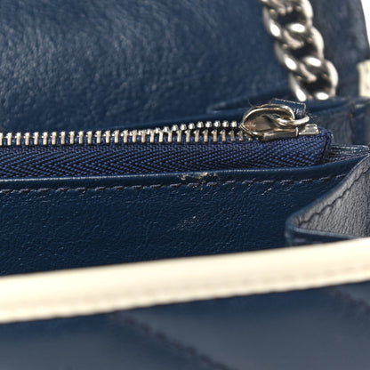 Gucci Vintage Effect Calfskin Matelasse Diagonal Torchon GG Marmont Chain Wallet Blue Agata Mystic White 11 of 12