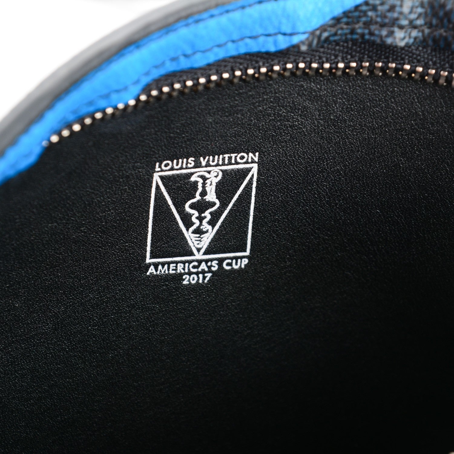 Louis Vuitton Damier Cobalt America's Cup Regatta Ribbon iPhone Pochette 6 of 8