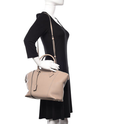 Louis Vuitton Veau Cachemire Soft Lockit PM Galet 2 of 11