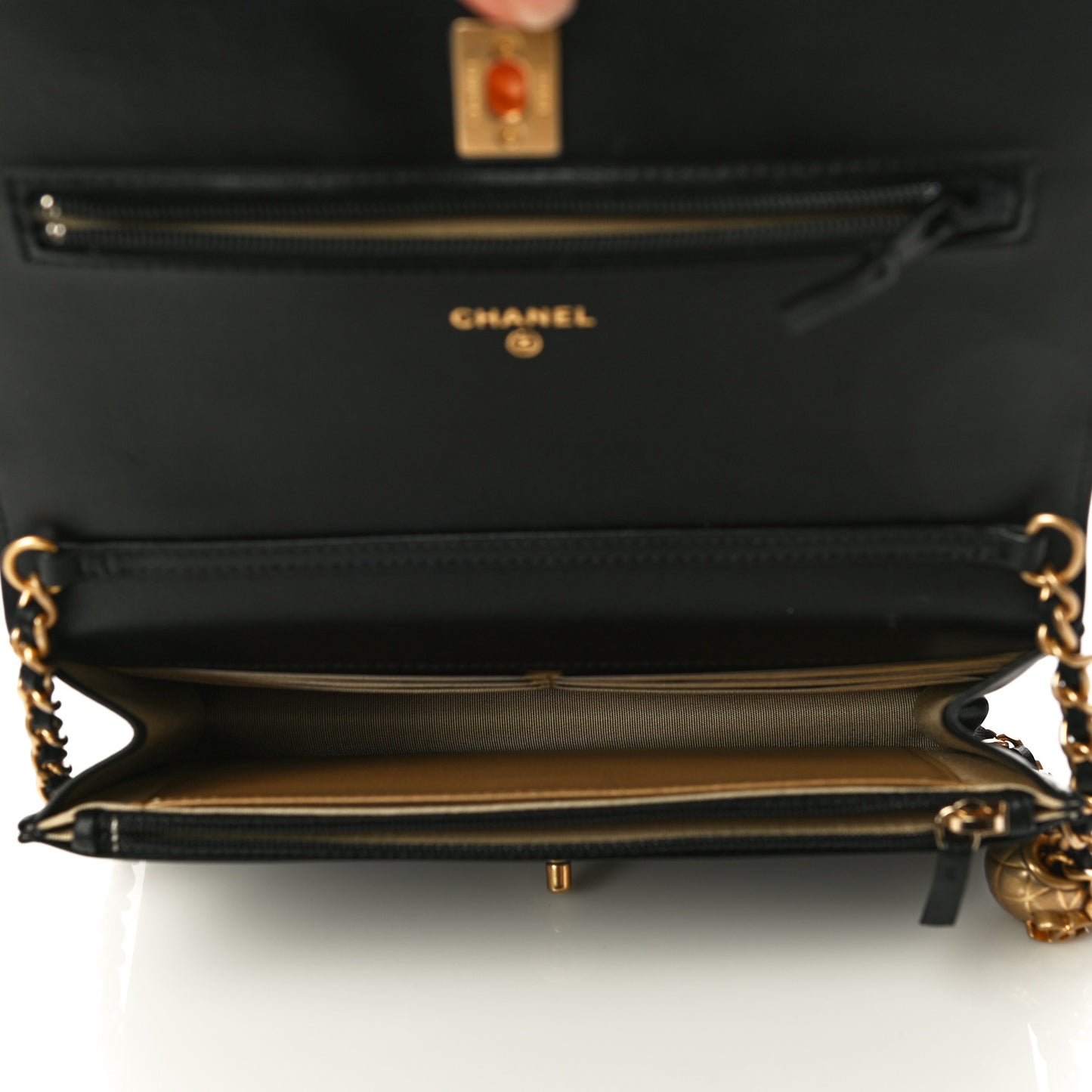 Lambskin Quilted CC Pearl Crush Wallet on Chain WOC Black