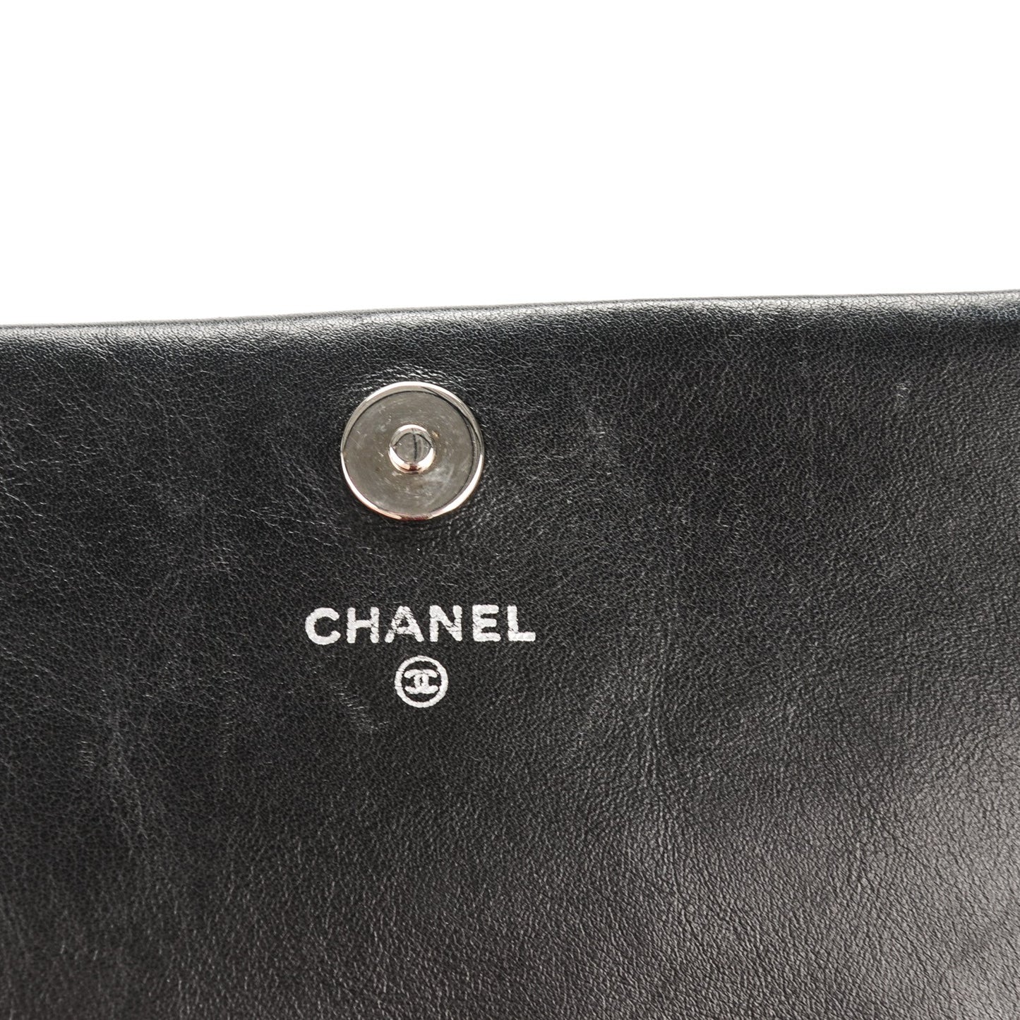 Patent Quilted Brilliant Wallet On Chain WOC Black