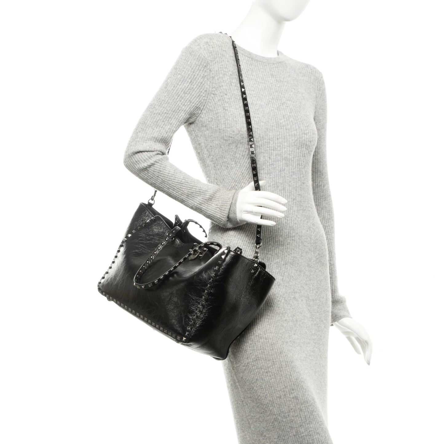 Vitello Medium Rockstud Tote Black