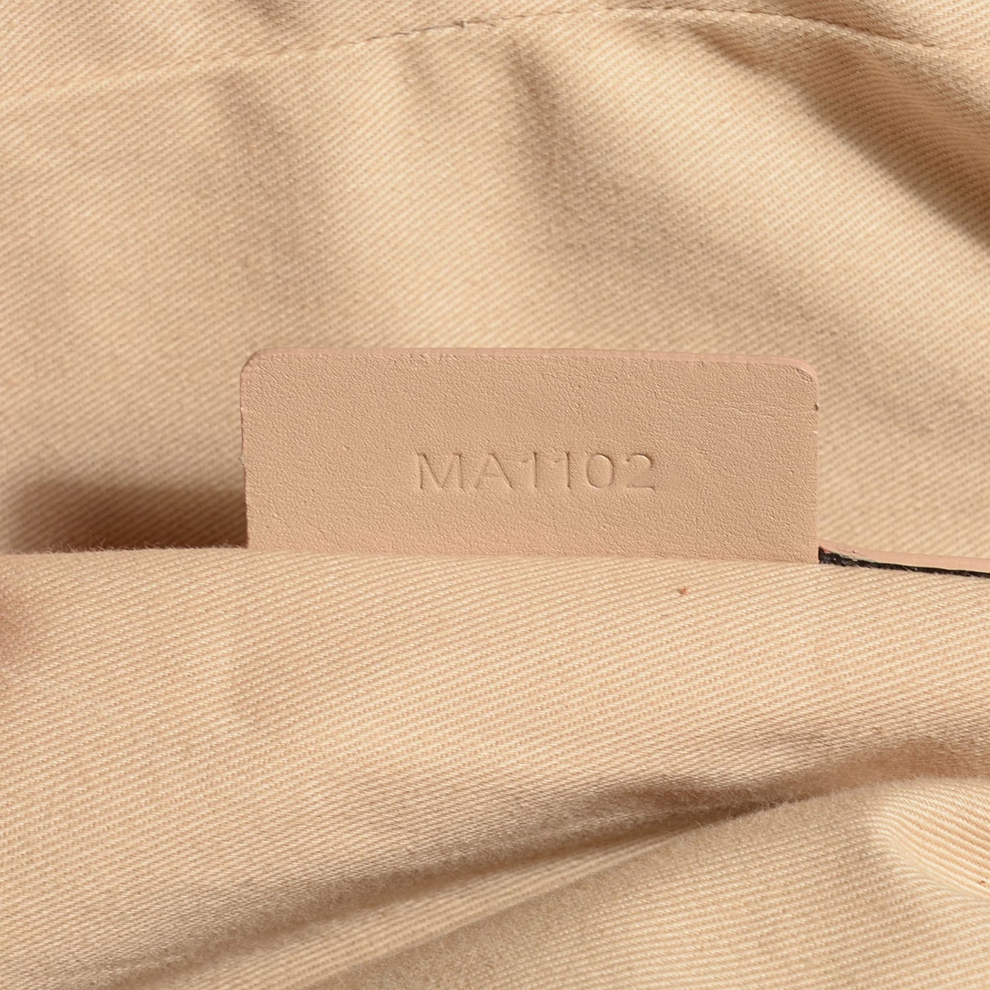 Lambskin Medium Nightingale Linen