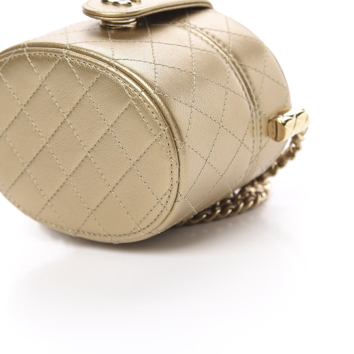 Metallic Lambskin Quilted Round Mini Vanity Case With Chain Gold