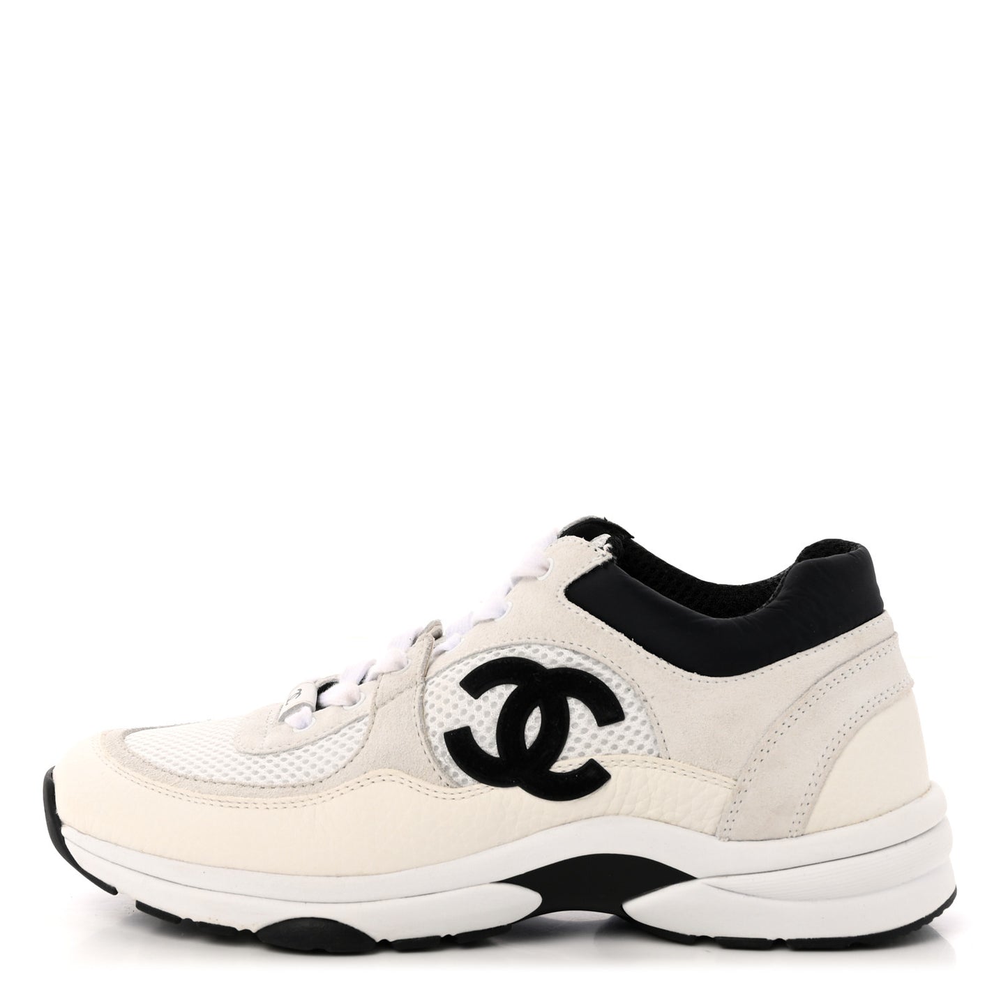 Mesh Suede Calfskin Grained Calfskin Womens CC Sneakers 39 White Black
