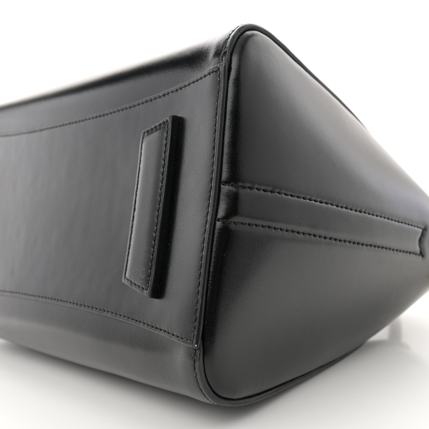 Shiny Lord Calfskin Small Antigona Black