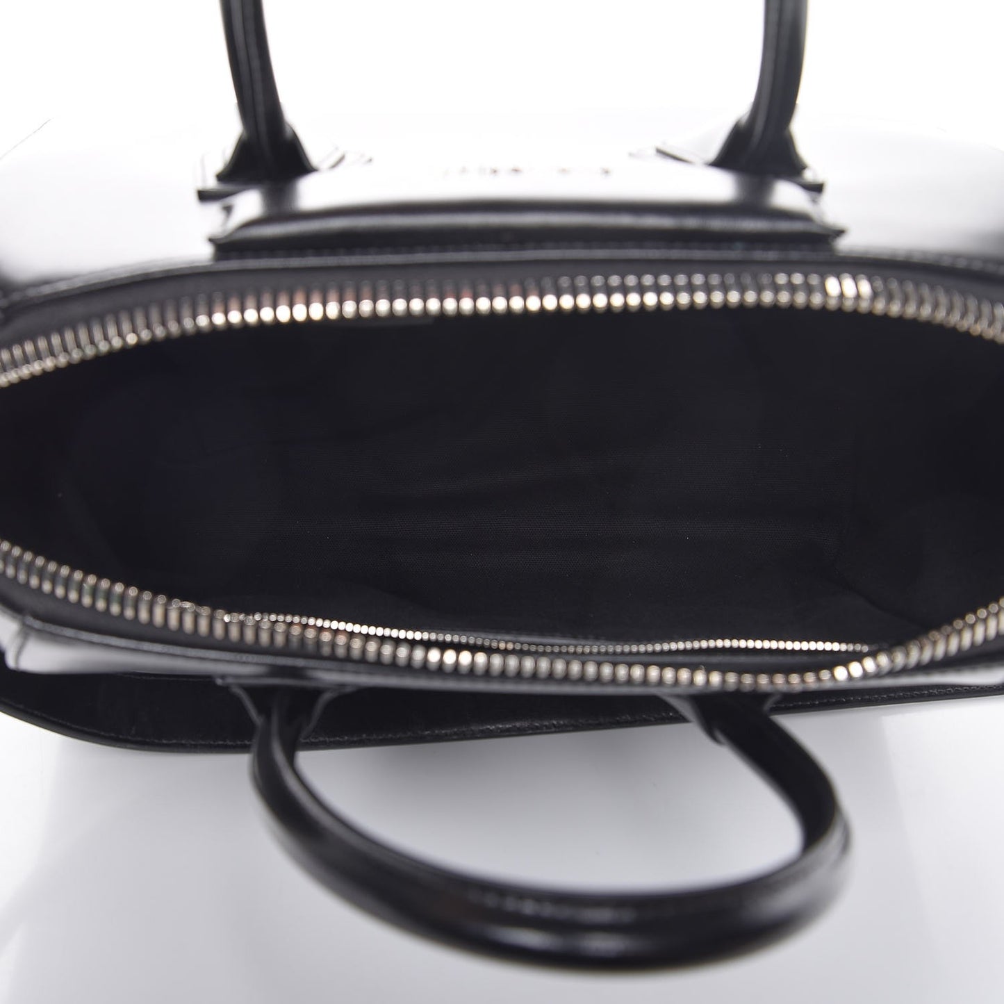 Shiny Lord Calfskin Medium Antigona Black
