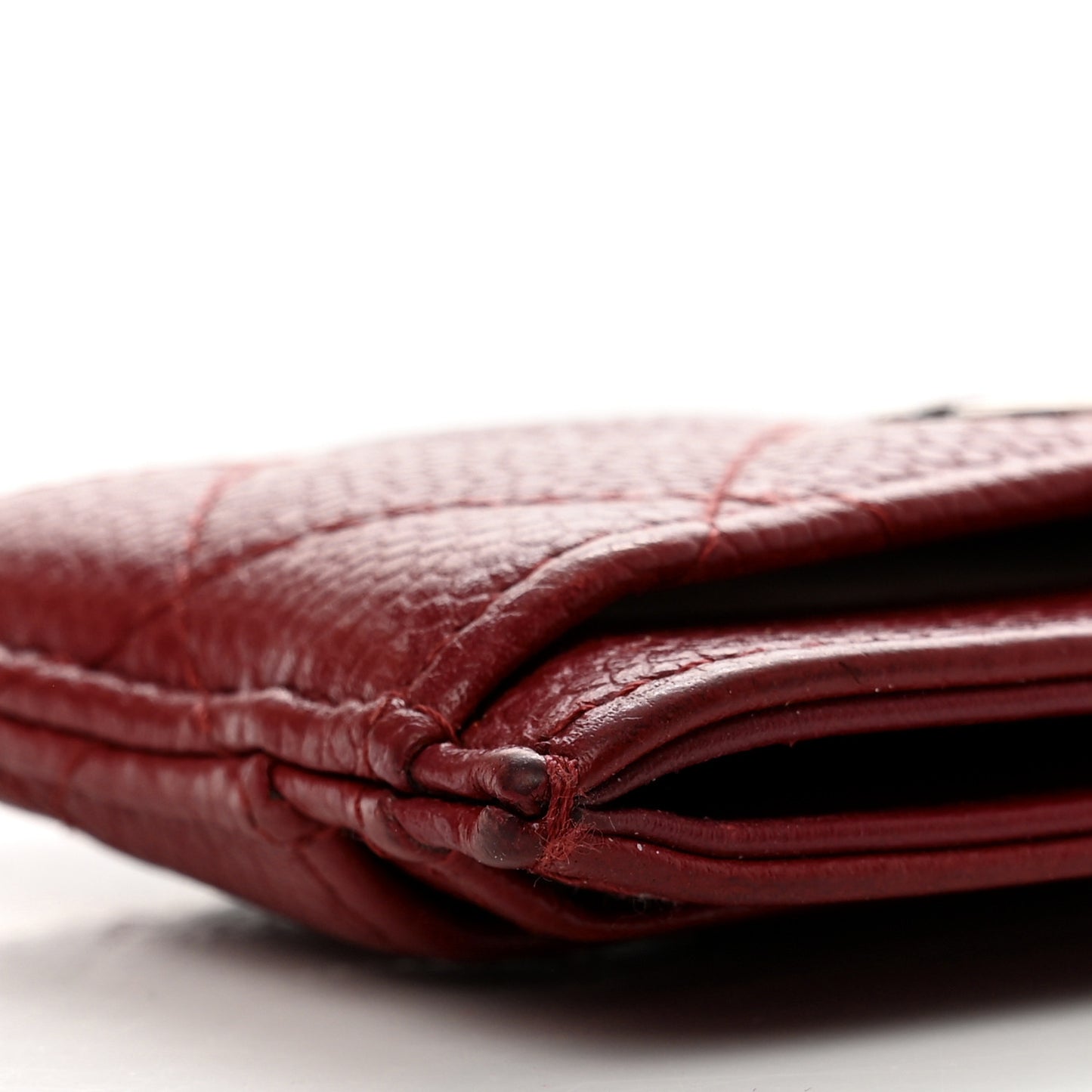 Caviar Quilted Card Holder Red