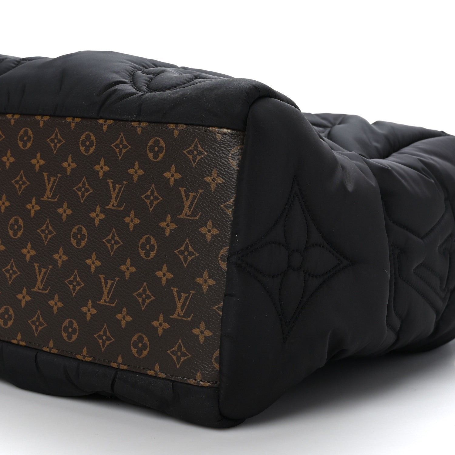 Louis Vuitton Econyl Monogram Pillow Giant Onthego GM Black 8 of 8
