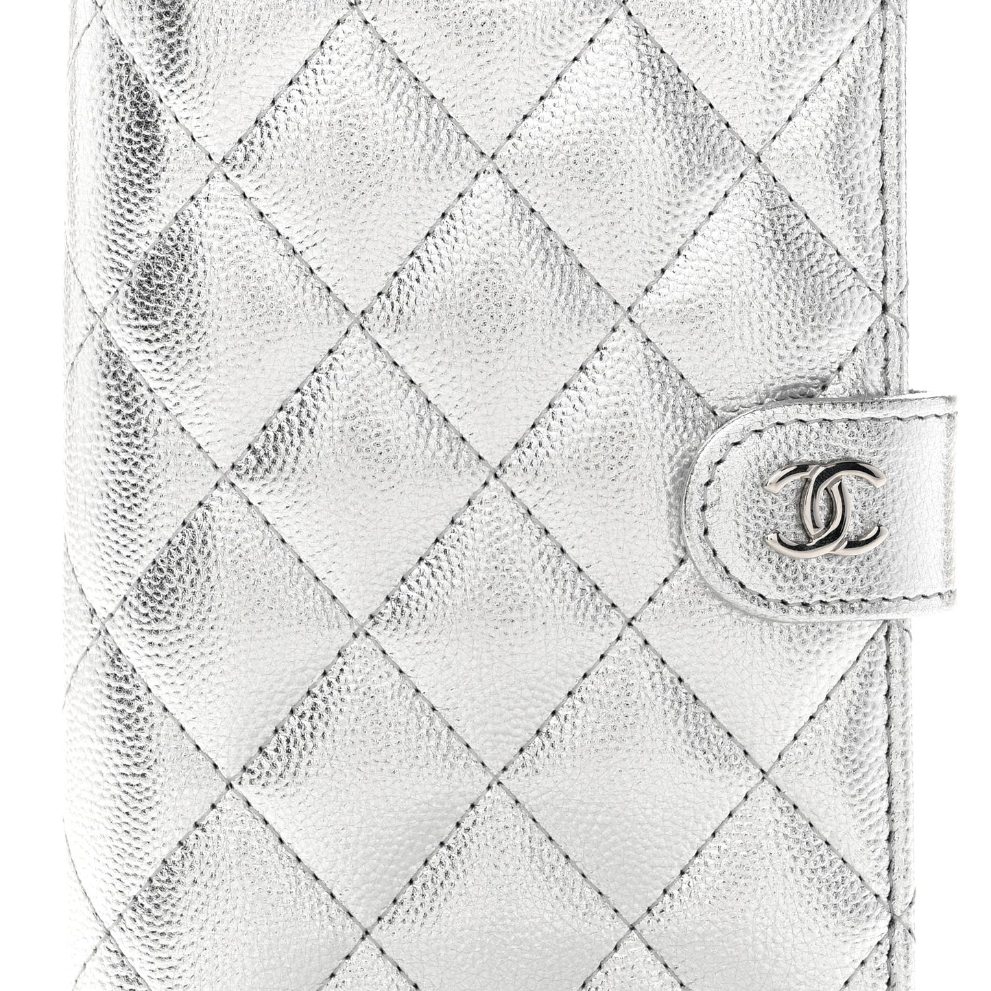 Metallic Caviar Quilted Passport Holder Silver