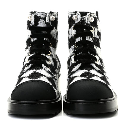 Chanel Tweed Grosgrain Pearl Combat Short Boots 40.5 White Black 3 of 11