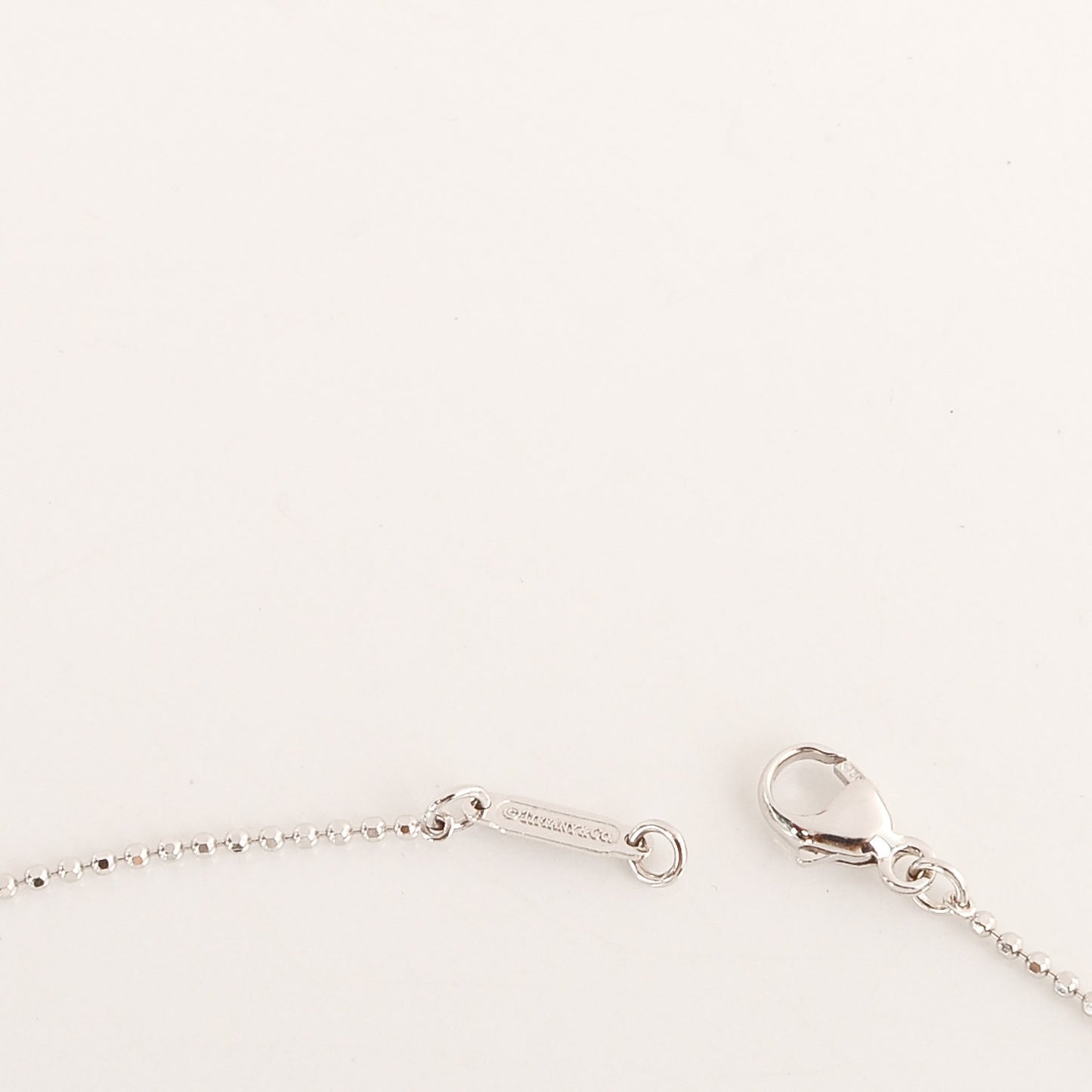 18K White Gold Fringe Pendant Necklace
