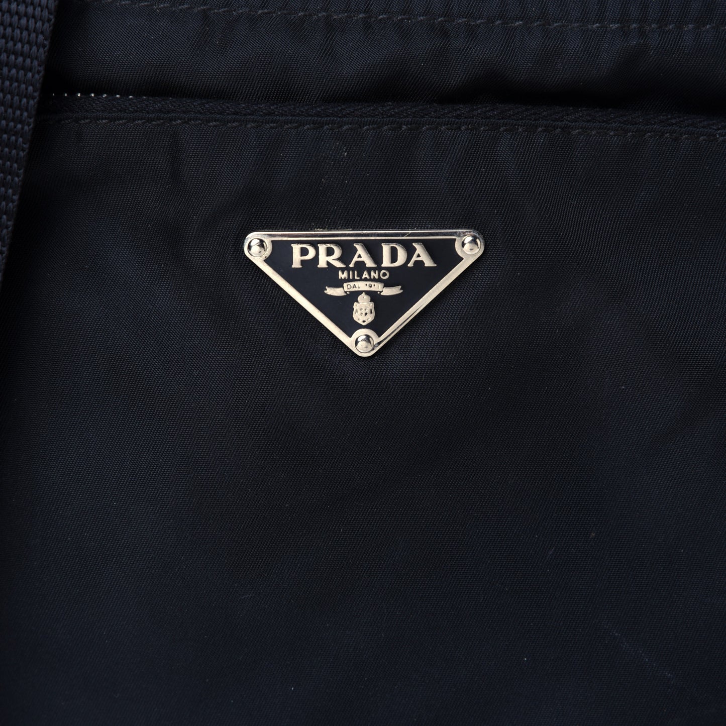 Nylon Flat Messenger Bag Black