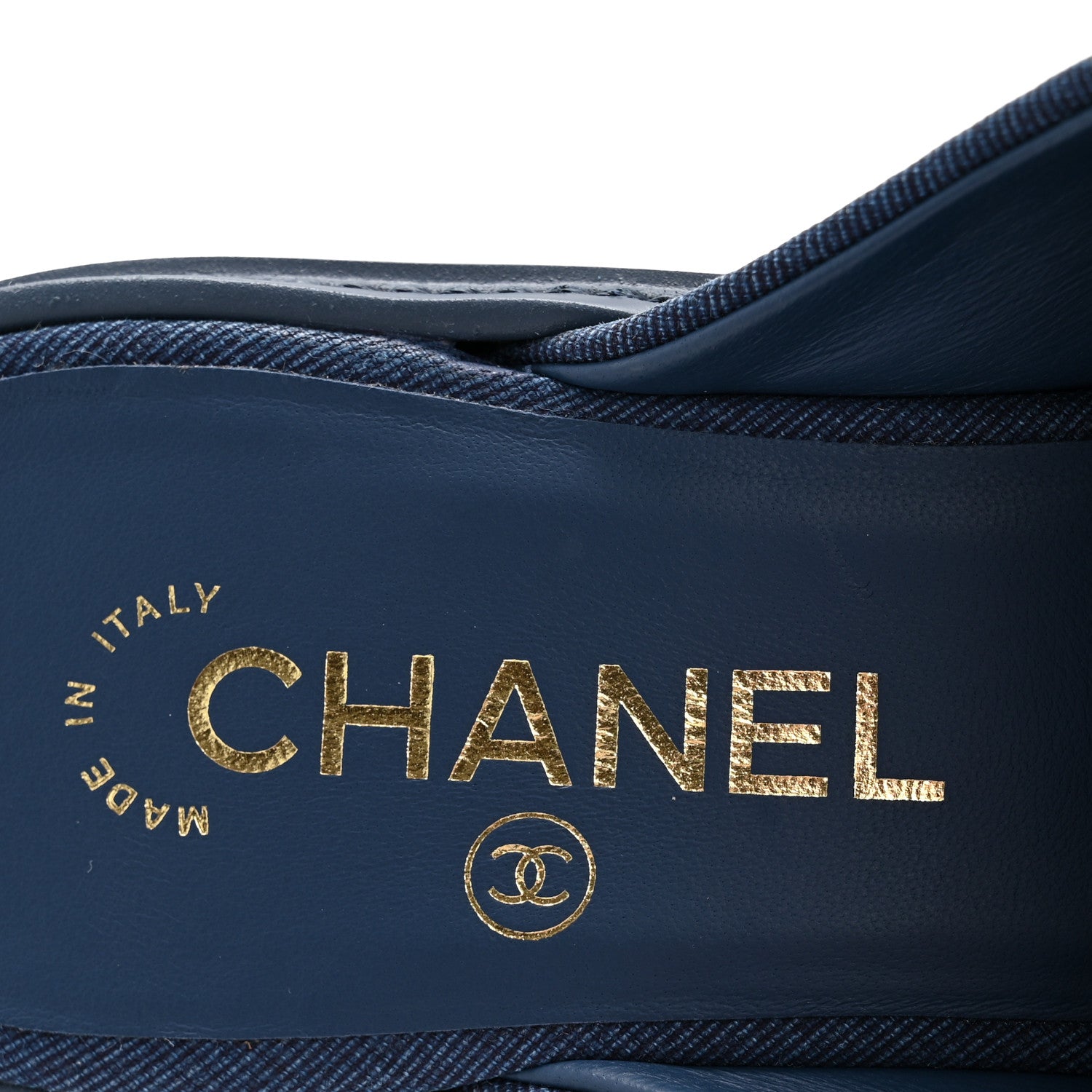 Chanel Fabric Quilted CC Turnlock Mules 39 Blue 1823418 – FASHIONPHILE