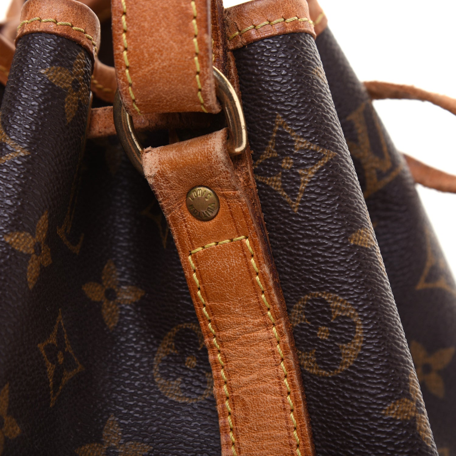 Louis Vuitton Monogram Petit Noe 26 of 35