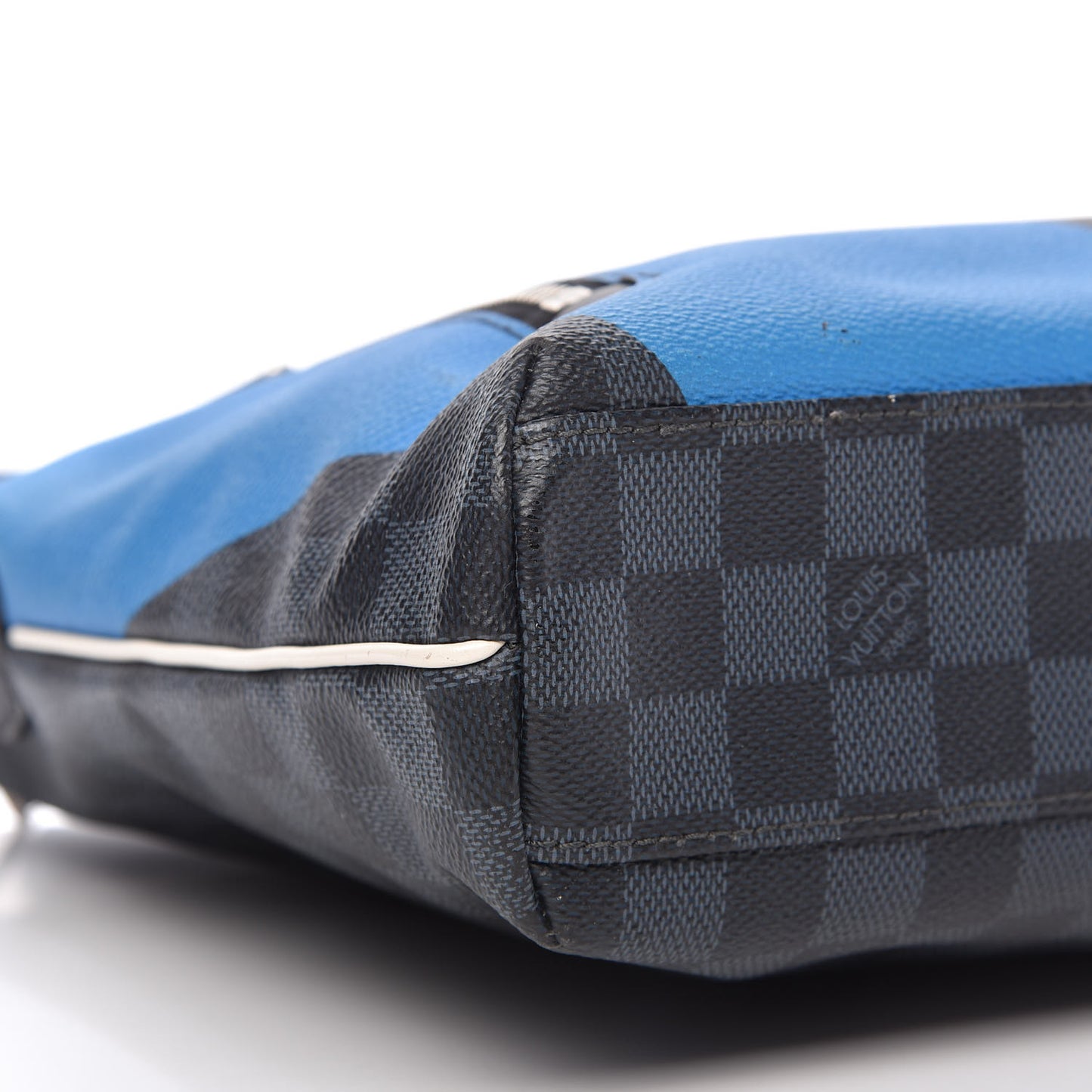 Damier Graphite Latitude America's Cup Regatta Mick PM
