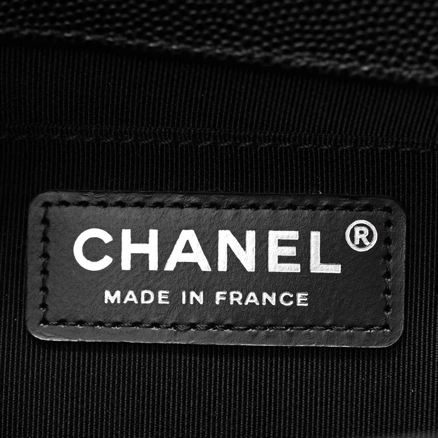 Caviar Quilted Medium Boy Flap Black