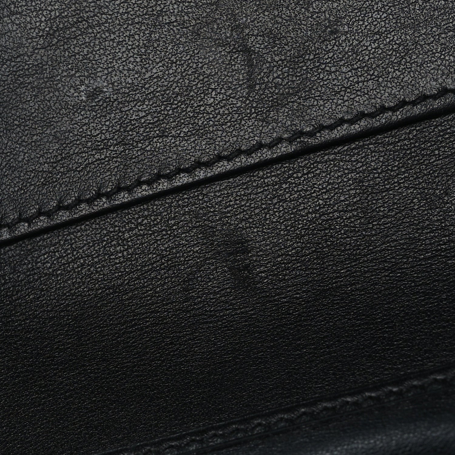 Gucci Calfskin Matelasse GG Marmont Wallet Black 8 of 9