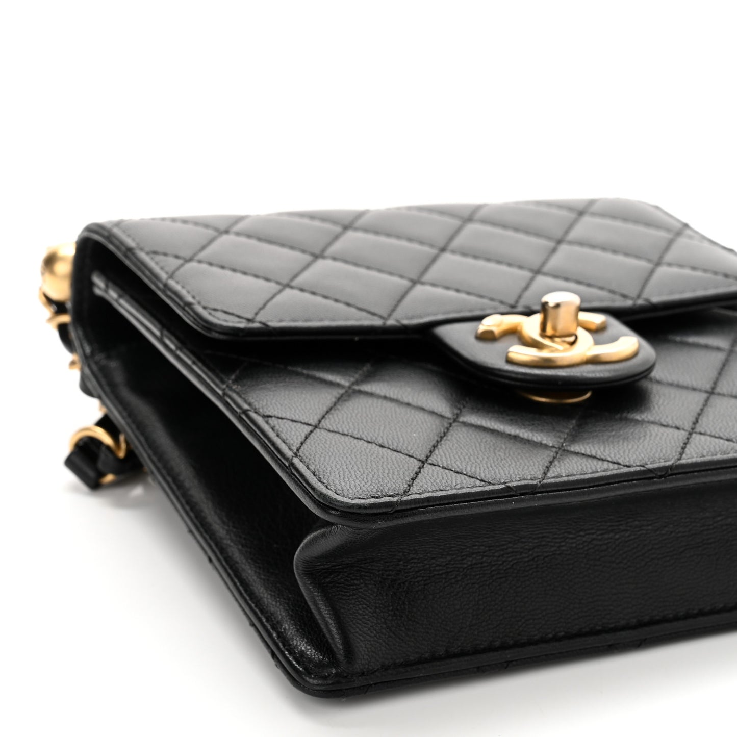 Goatskin Quilted Chic Pearls Flap Black