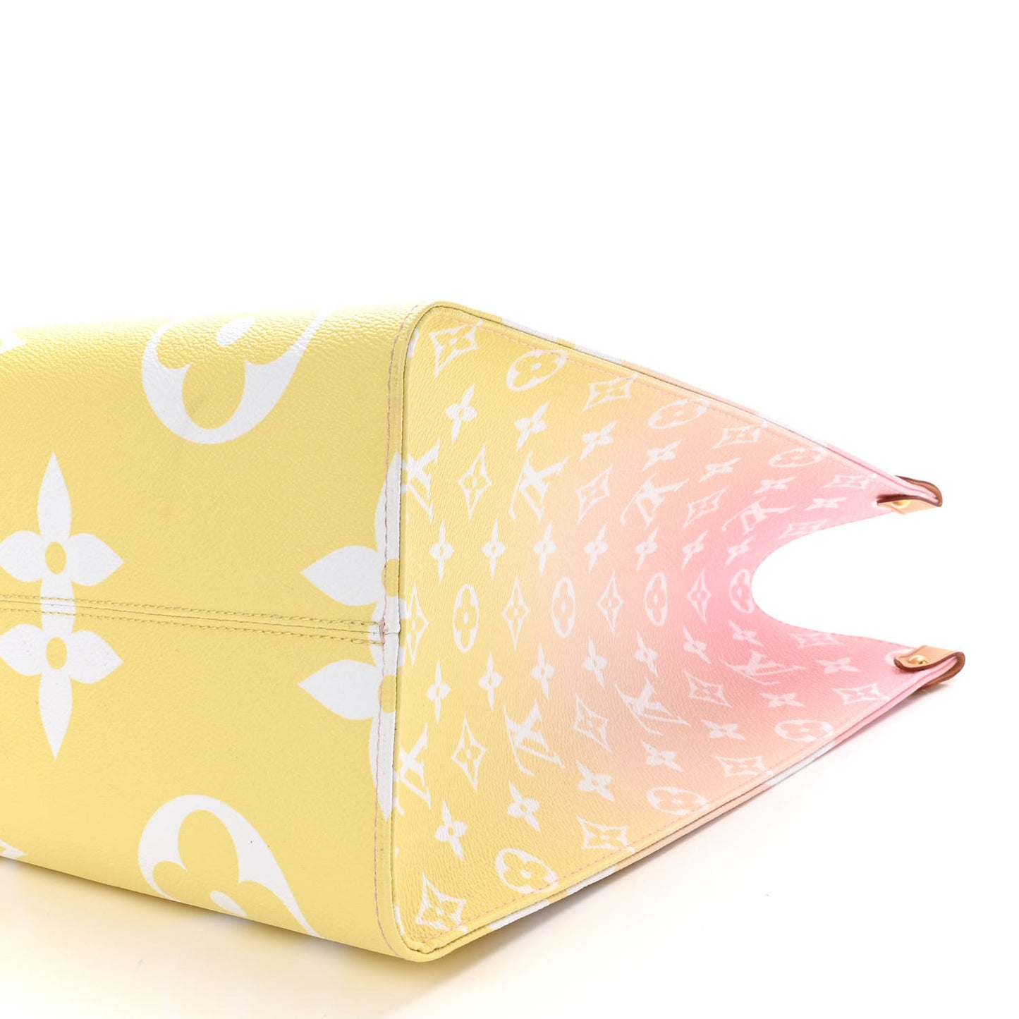 Monogram Giant By The Pool Onthego GM Light Pink