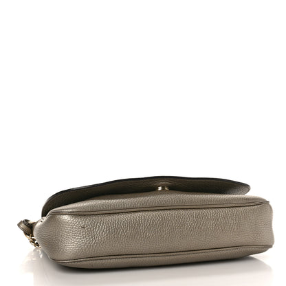 Gucci Metallic Pebbled Calfskin Medium Soho Flap Crossbody Golden Beige 4 of 10