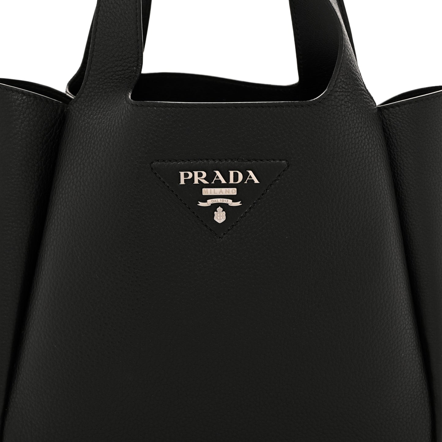 Vitello Daino Soft Medium Dynamique Tote Black