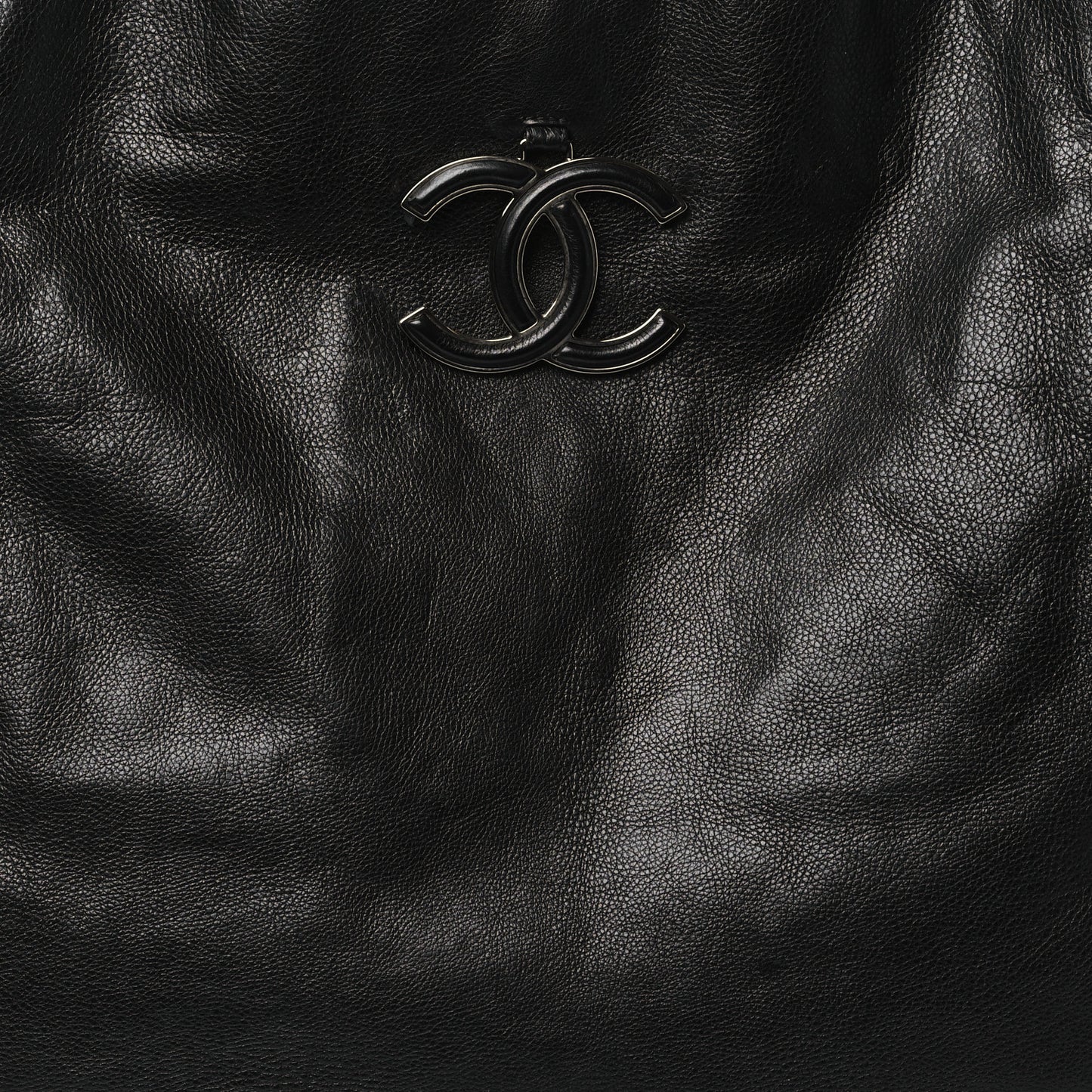 Calfskin Coco Curve Tote Black