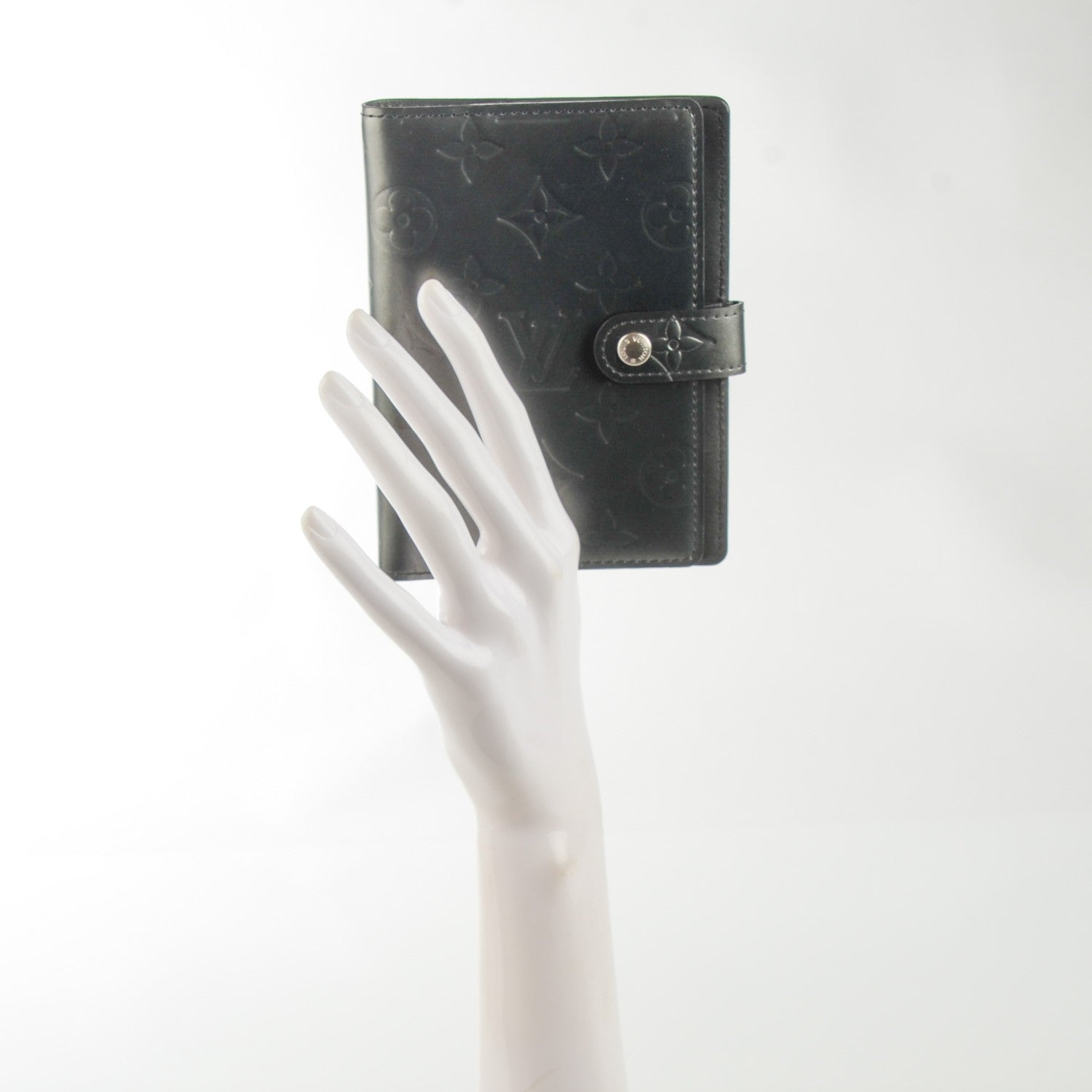 Louis Vuitton Monogram Mat Small Ring Agenda Cover Black 2 of 7