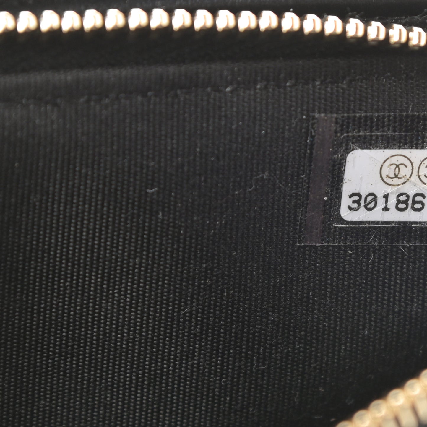 Caviar Quilted CC Filigree Clutch With Chain Black