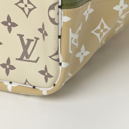 Louis Vuitton Monogram Giant Neverfull MM Kaki 11 of 12