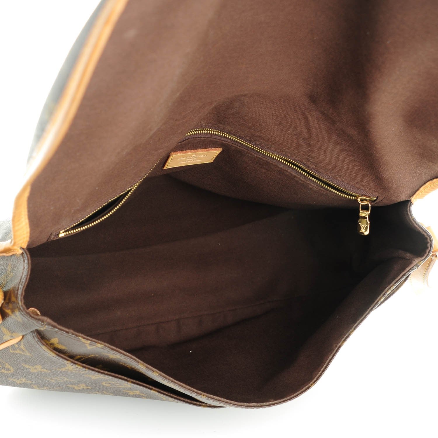 Louis Vuitton Monogram Menilmontant MM 6 of 9