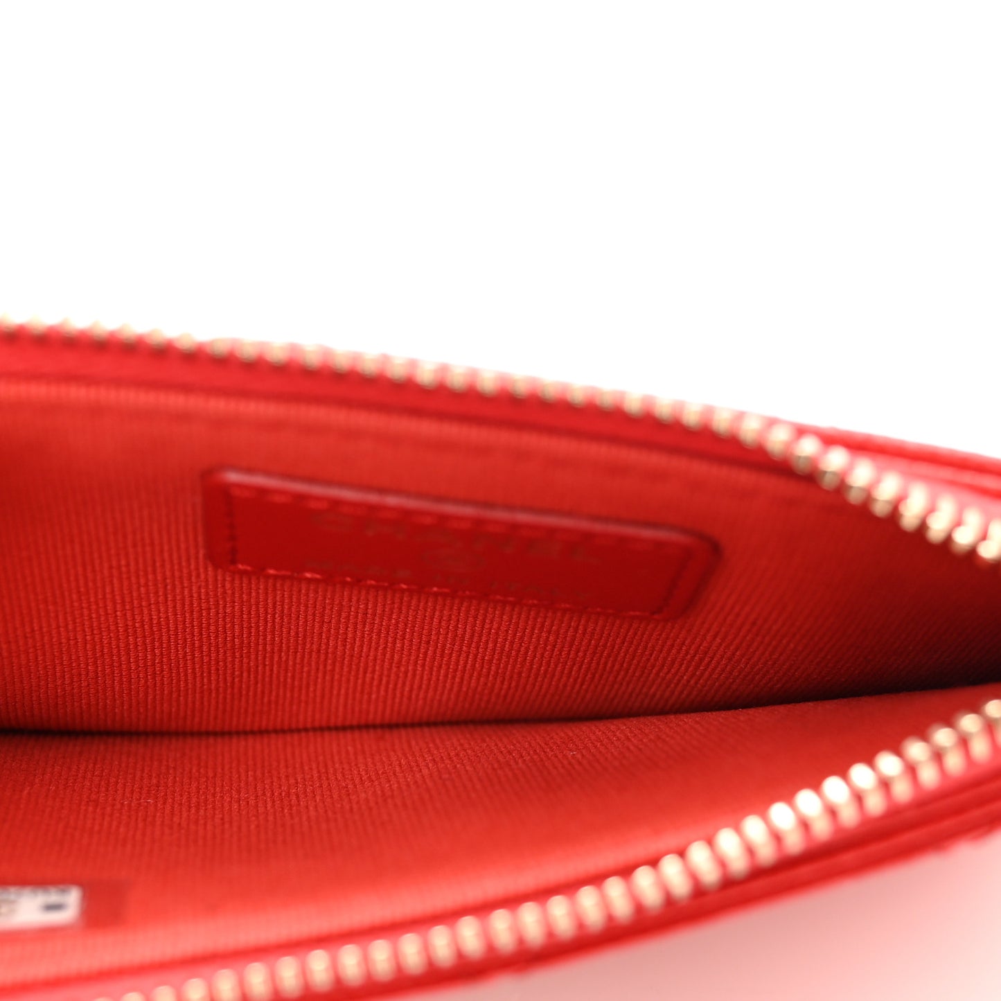 Caviar Quilted Flap Zip Card Holder Red