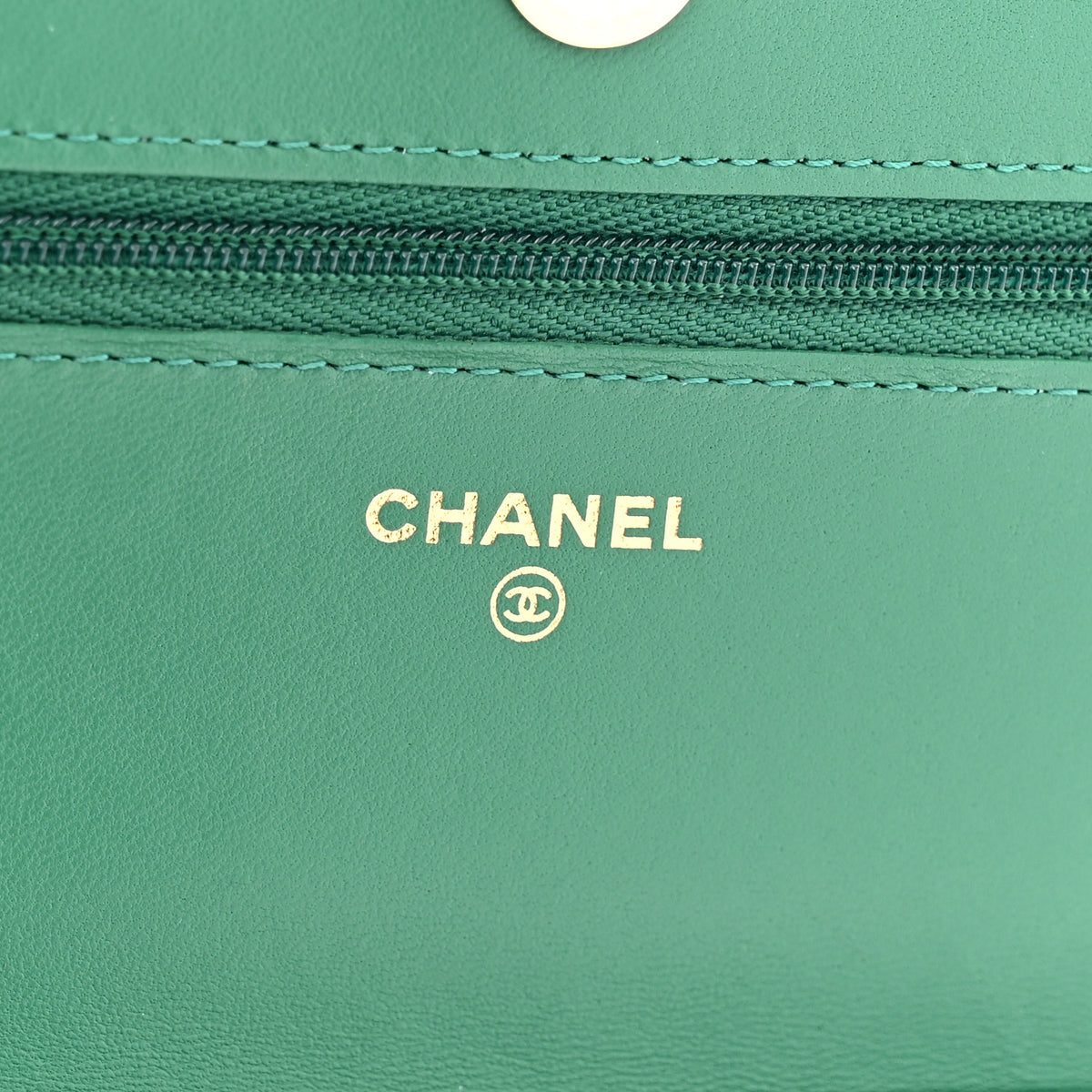 Lambskin Quilted Wallet On Chain WOC Green