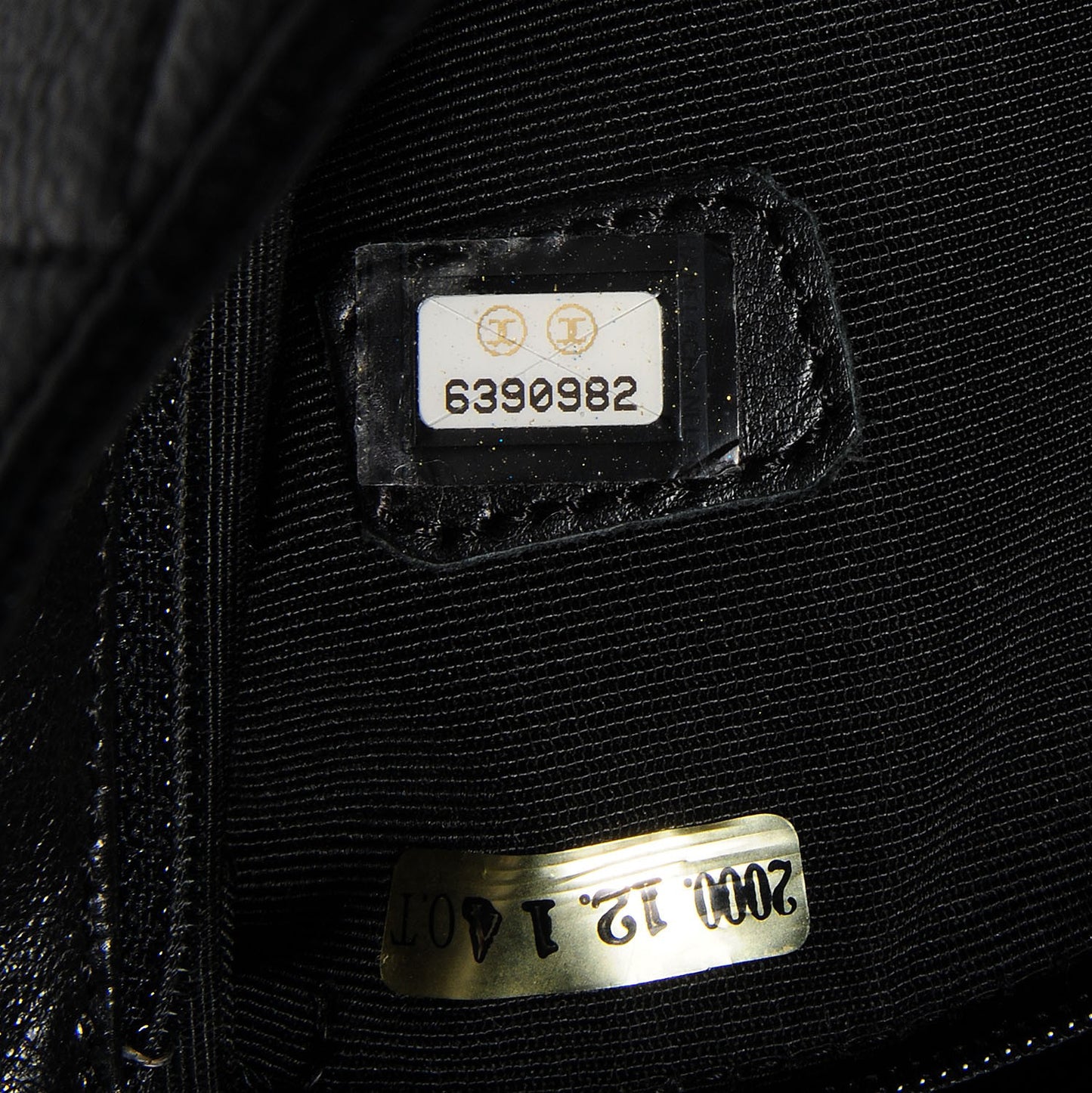 Caviar Quilted Medallion Tote Black