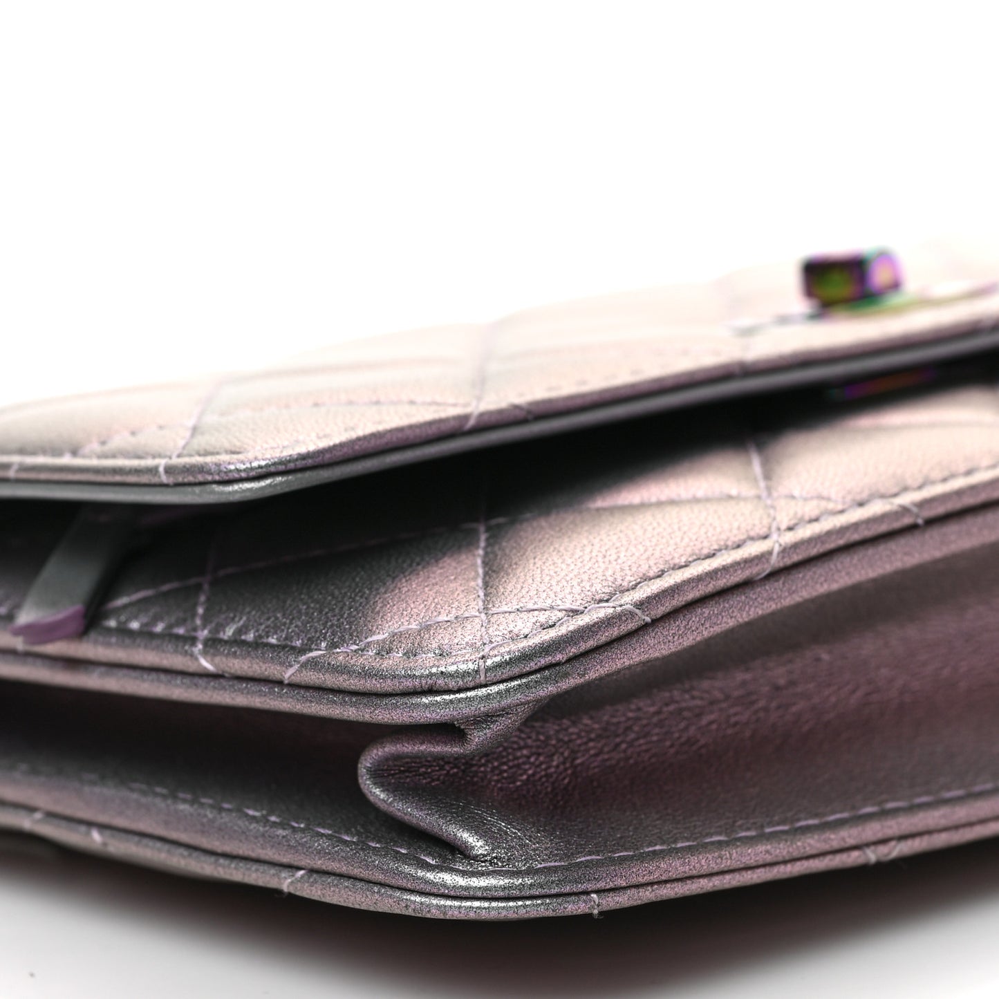 Iridescent Lambskin Quilted Reissue Wallet On Chain WOC Light Purple