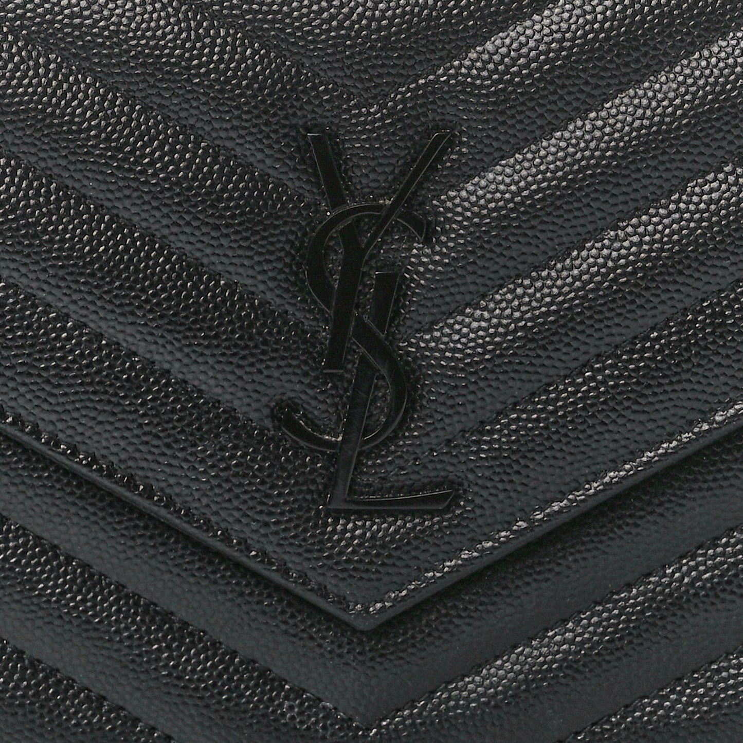 Grain De Poudre Matelasse Chevron Monogram Monochrome Envelope Chain Wallet Black