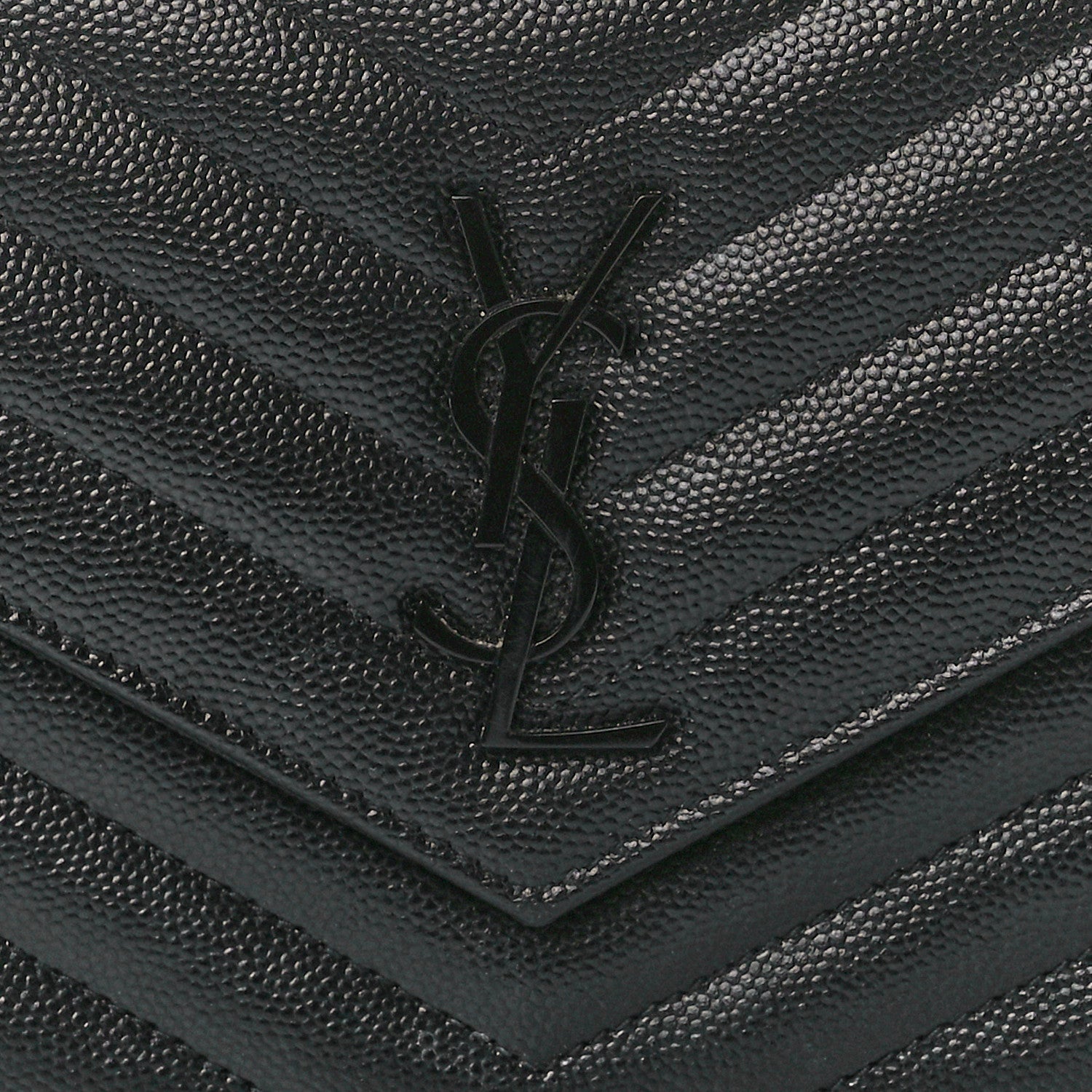 Saint Laurent Grain De Poudre Matelasse Chevron Monogram Monochrome Envelope Chain Wallet Black 8 of 12