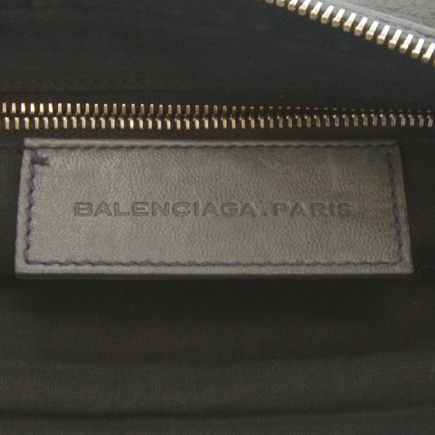 Agneau Covered Giant Handle Flat Clutch