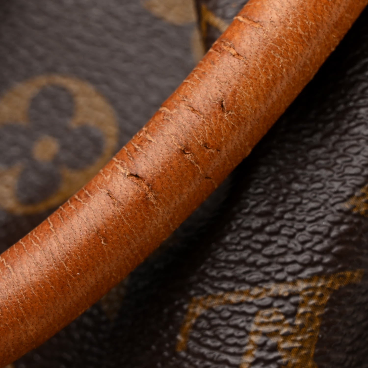Louis Vuitton Monogram Tivoli GM 11 of 14