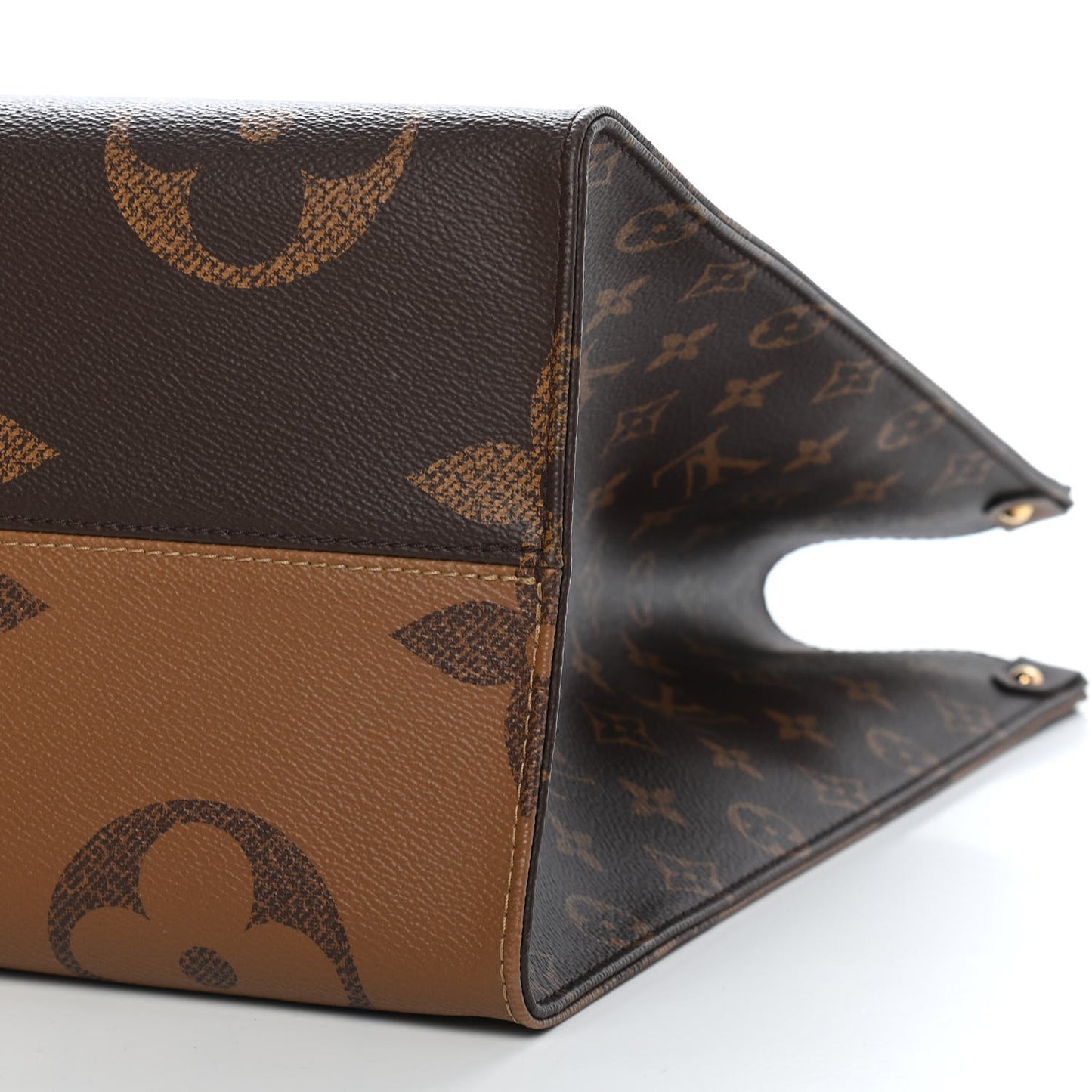 Reverse Monogram Giant Onthego GM