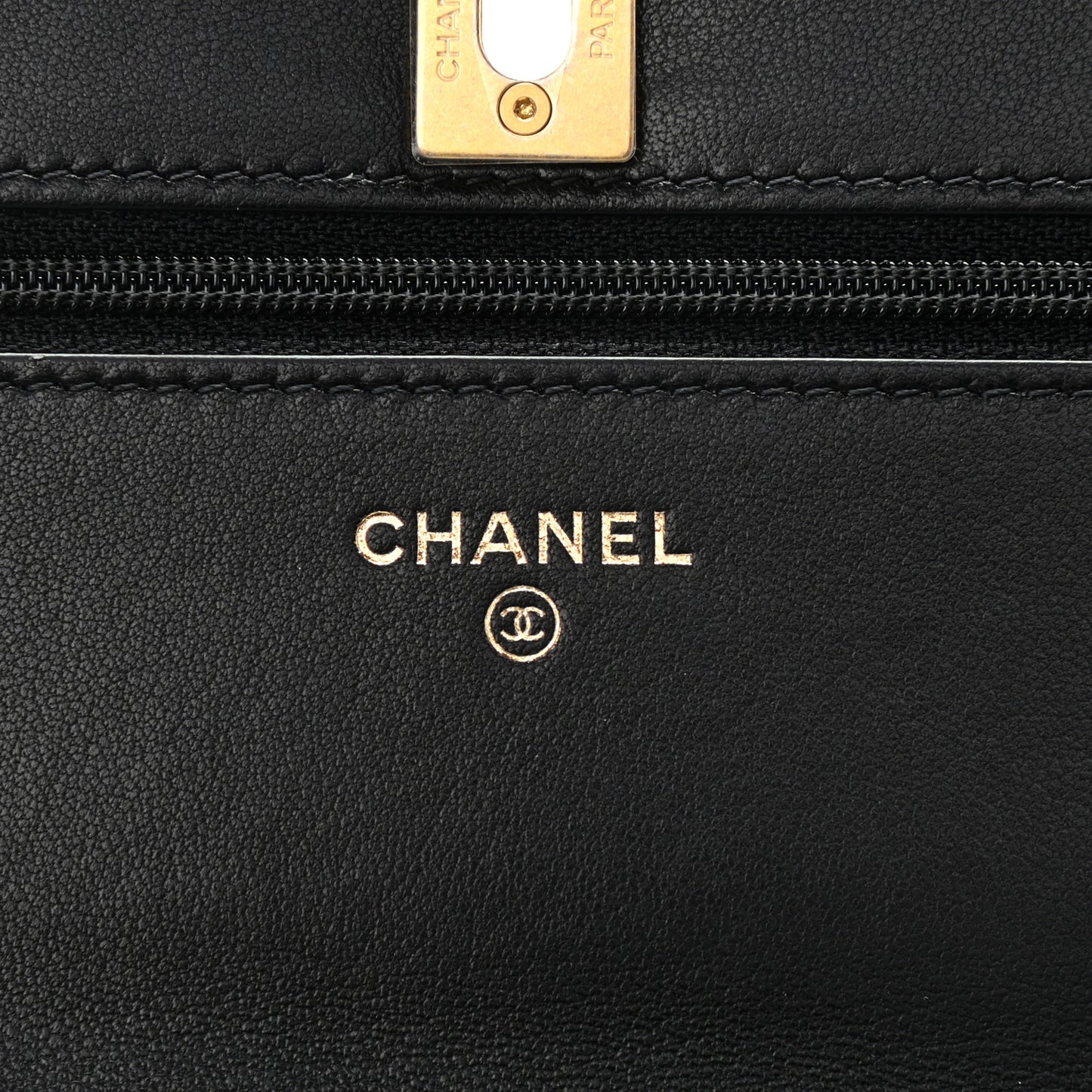 Lambskin Quilted CC Pearl Crush Wallet on Chain WOC Black