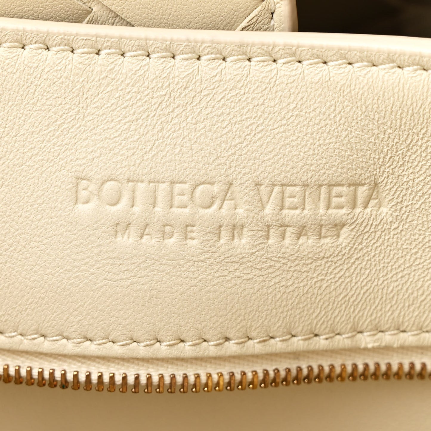 Nappa Intrecciato Large Andiamo Shoulder Bag Sea Salt