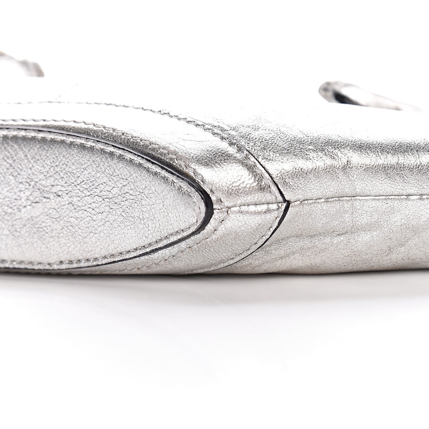 Alexander McQueen Metallic Lambskin De Manta Clutch Silver 9 of 12