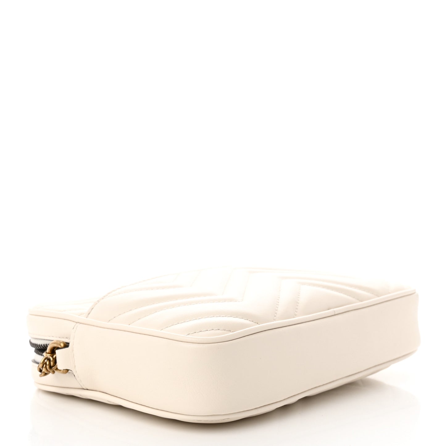 Calfskin Matelasse GG Marmont Multi-Use Mini Bag 85 34 Black Perfect Pink Mystic White