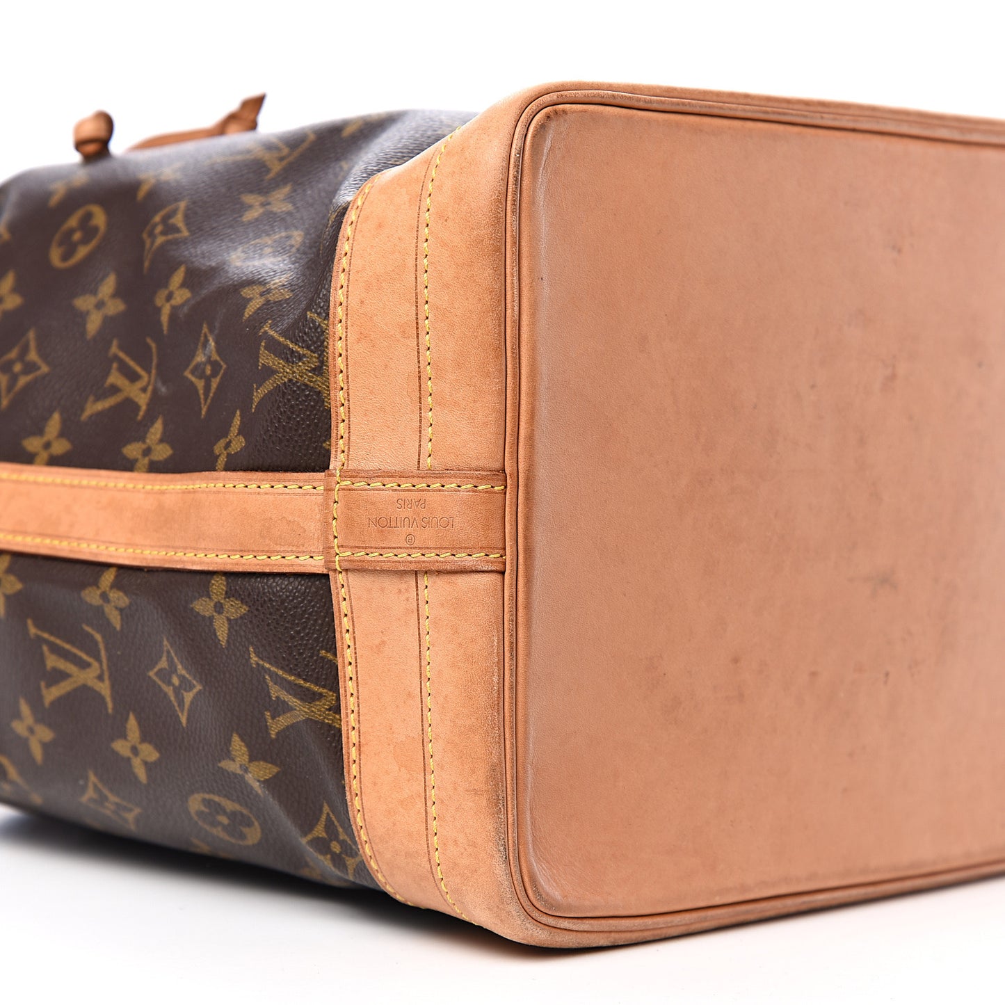 Monogram Noe